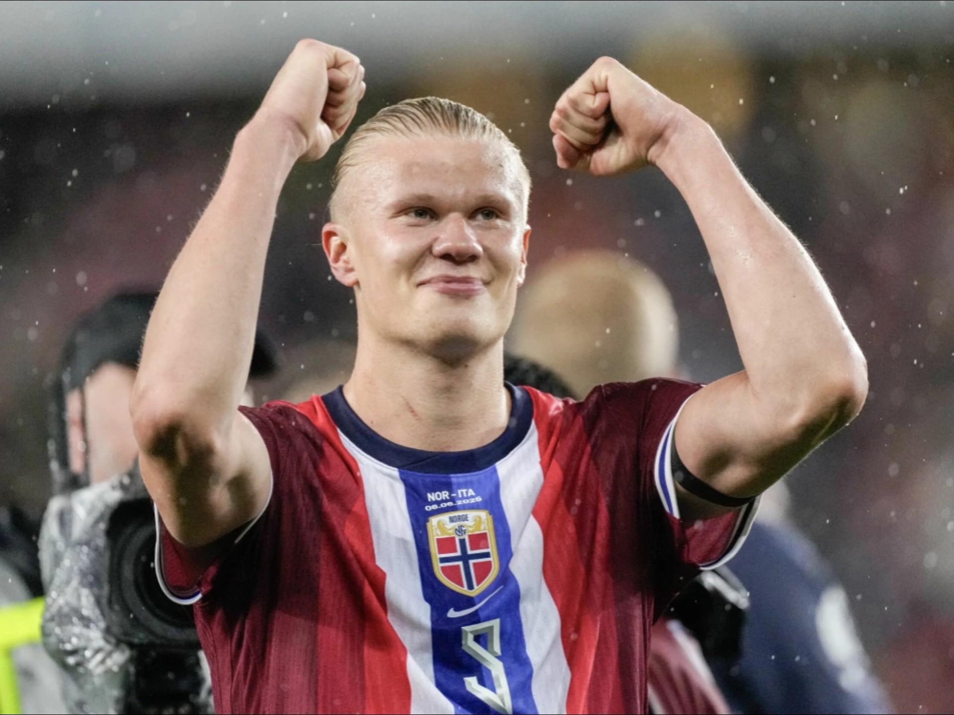 足球曝巴黎双星关系紧张，更衣室氛围引担忧