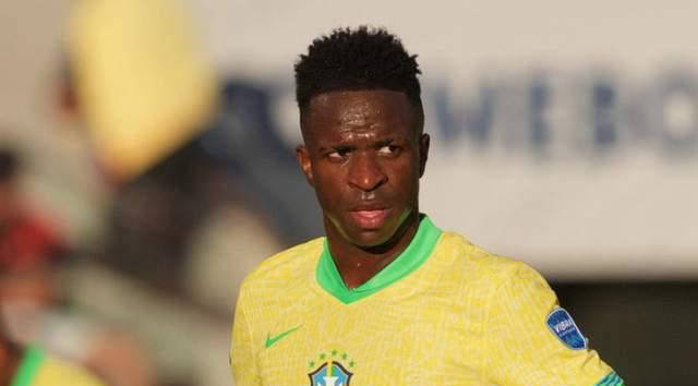 切尔西vs卡迪夫城首发：切尔西10人轮换，凯塞多首发（切尔西战卡迪夫首发：10人大轮换，凯塞多先发）