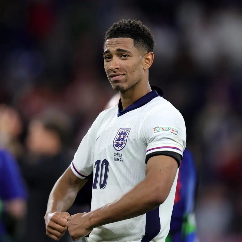 表现“两极分化”：回顾萨利巴上一次对阵拜仁的表现