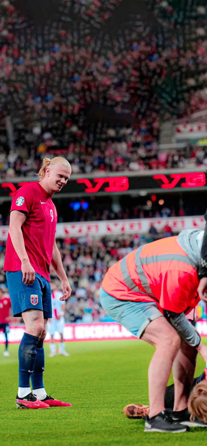 这就是意甲！拉齐奥vs克雷莫纳主裁派里托球门球误吹越位（意甲离谱一幕：拉齐奥战克雷莫纳，主裁帕伊雷托把球门球判成越位）