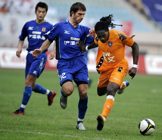 足球报：韩帅集体离潮，新赛季中超或迎“零韩帅”时代（足球报：韩籍教头纷纷离任，中超新赛季或将步入无韩帅时代）