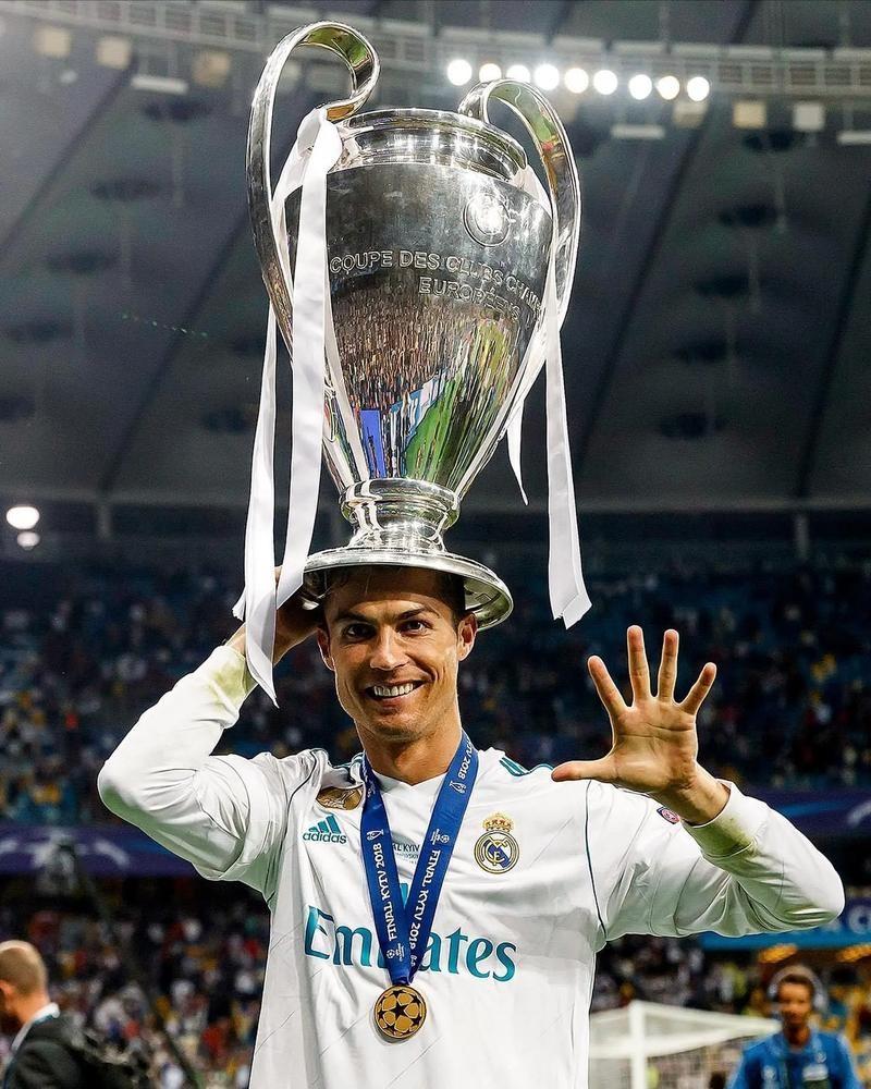 麦克阿瑟FCvs大埔亚冠赛前为香港大埔火灾遇难者...